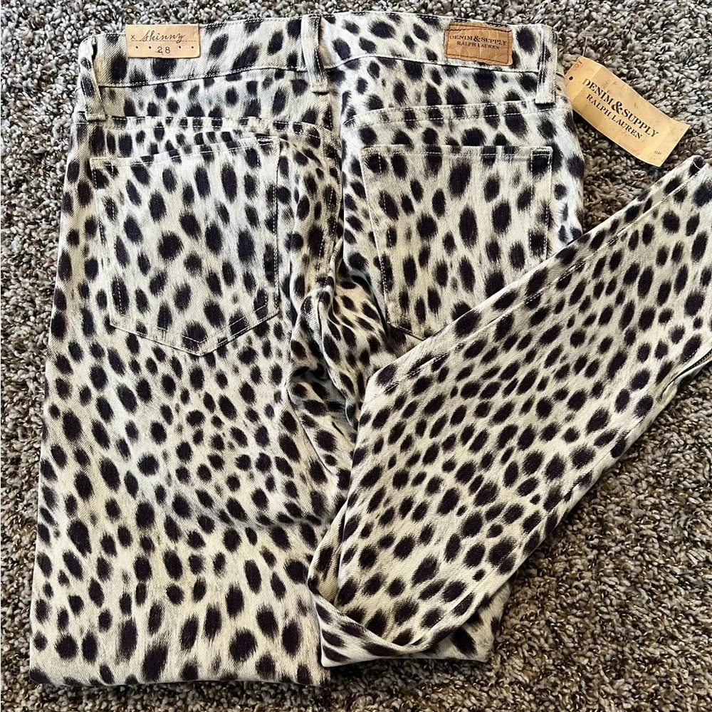 Leopard print jeans - Picture 2 of 5